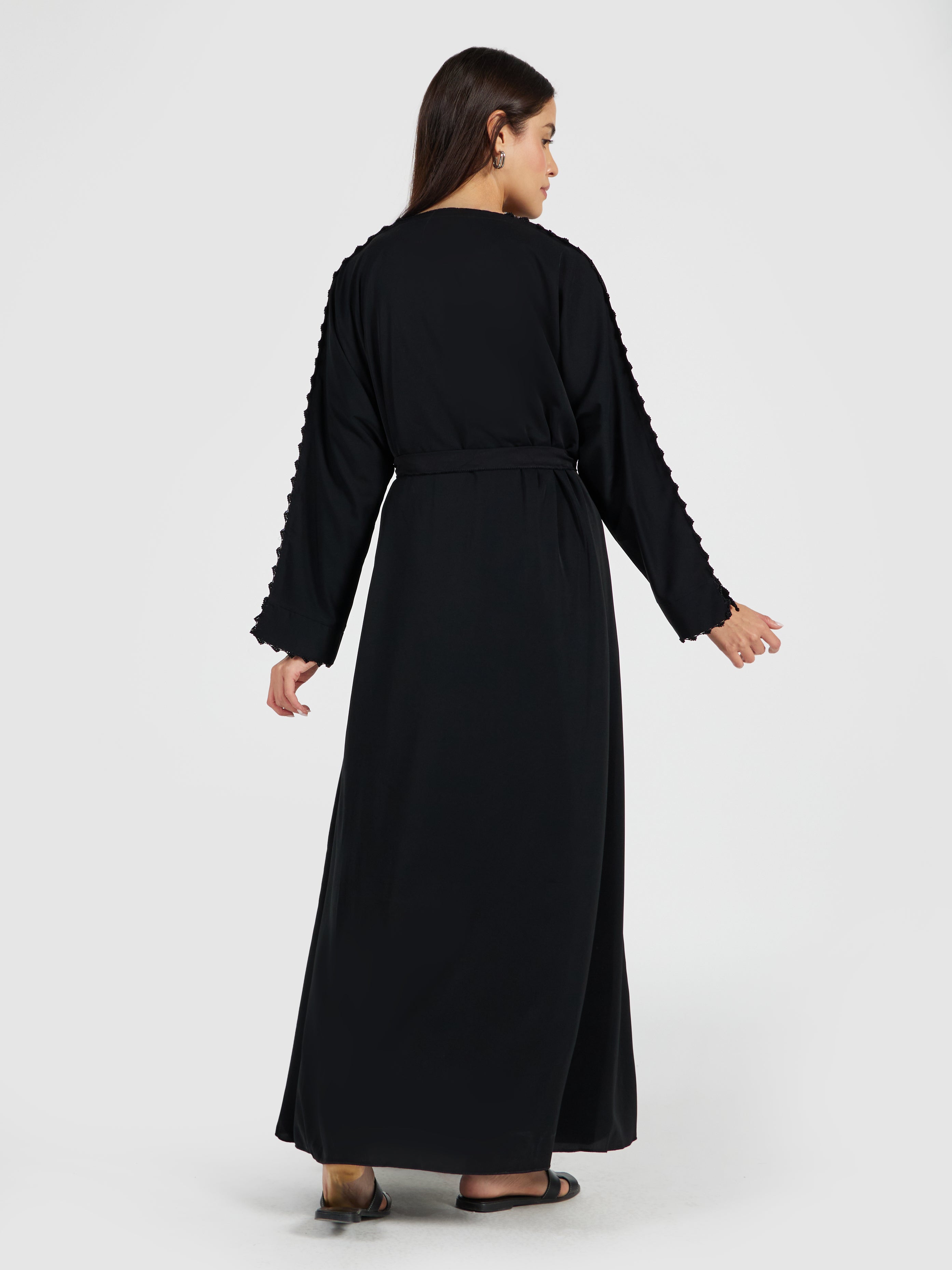 Minimalist Black Abaya with Lace-Trimmed Sleeves